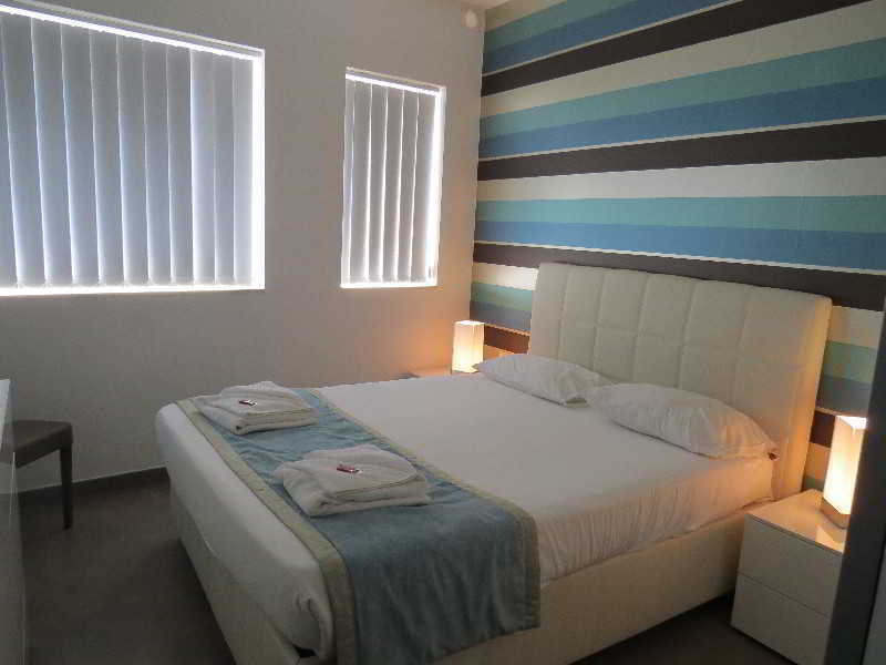 Strand Suites By Neu Collective Gzira Екстериор снимка