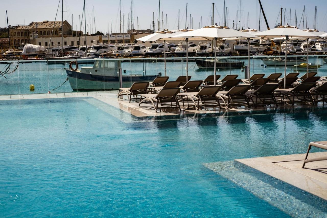 Strand Suites By Neu Collective Gzira Екстериор снимка