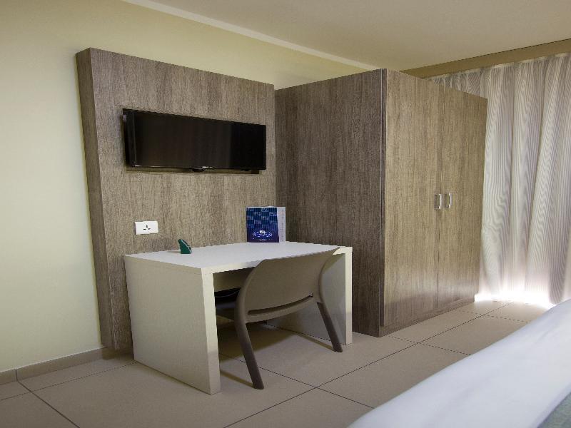 Strand Suites By Neu Collective Gzira Екстериор снимка